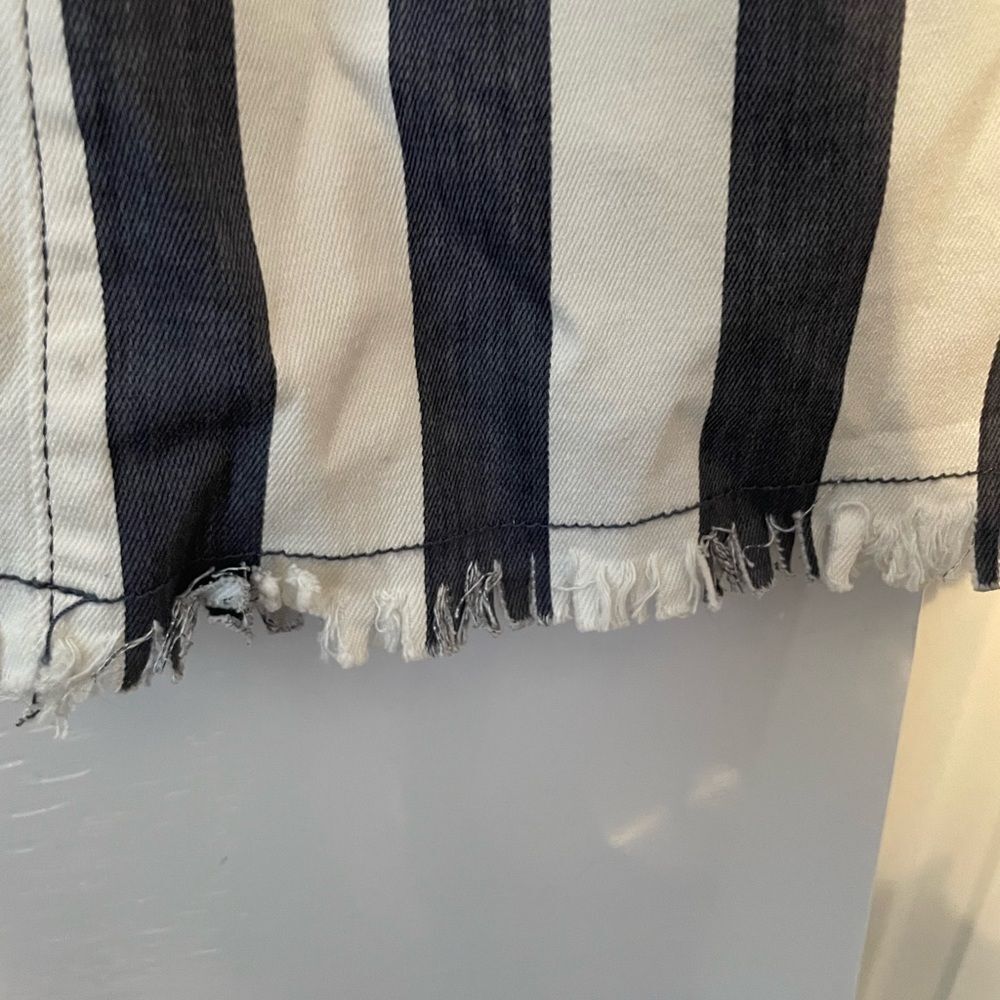 Wisteria Lane Bell Bottom Striped Jeans Size  Medium - Picture 10 of 10